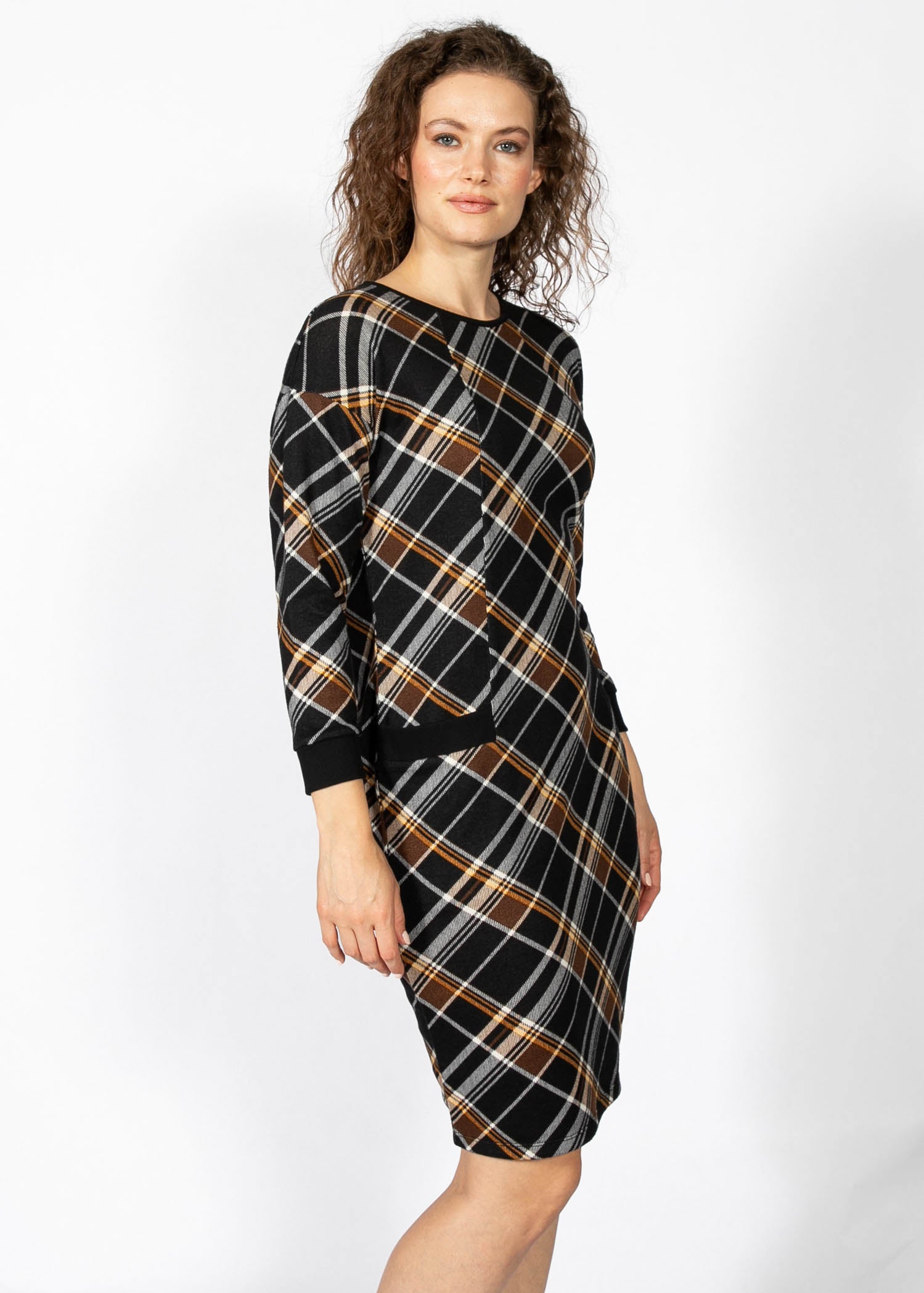 ROBE À MANCHES 3/4 À CARREAUX