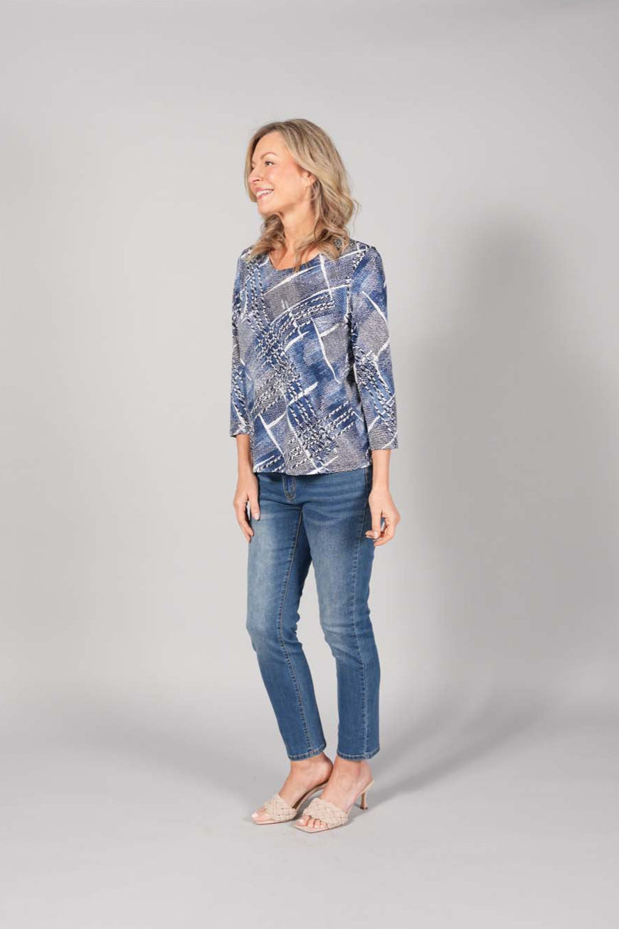 3/4 SLEEVE ROUND NECK TOP
