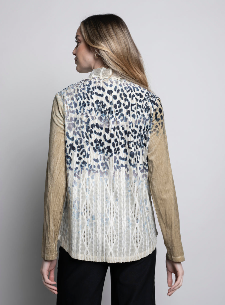 LONG-SLEEVED BLOUSE WITH ANIMAL PRINT