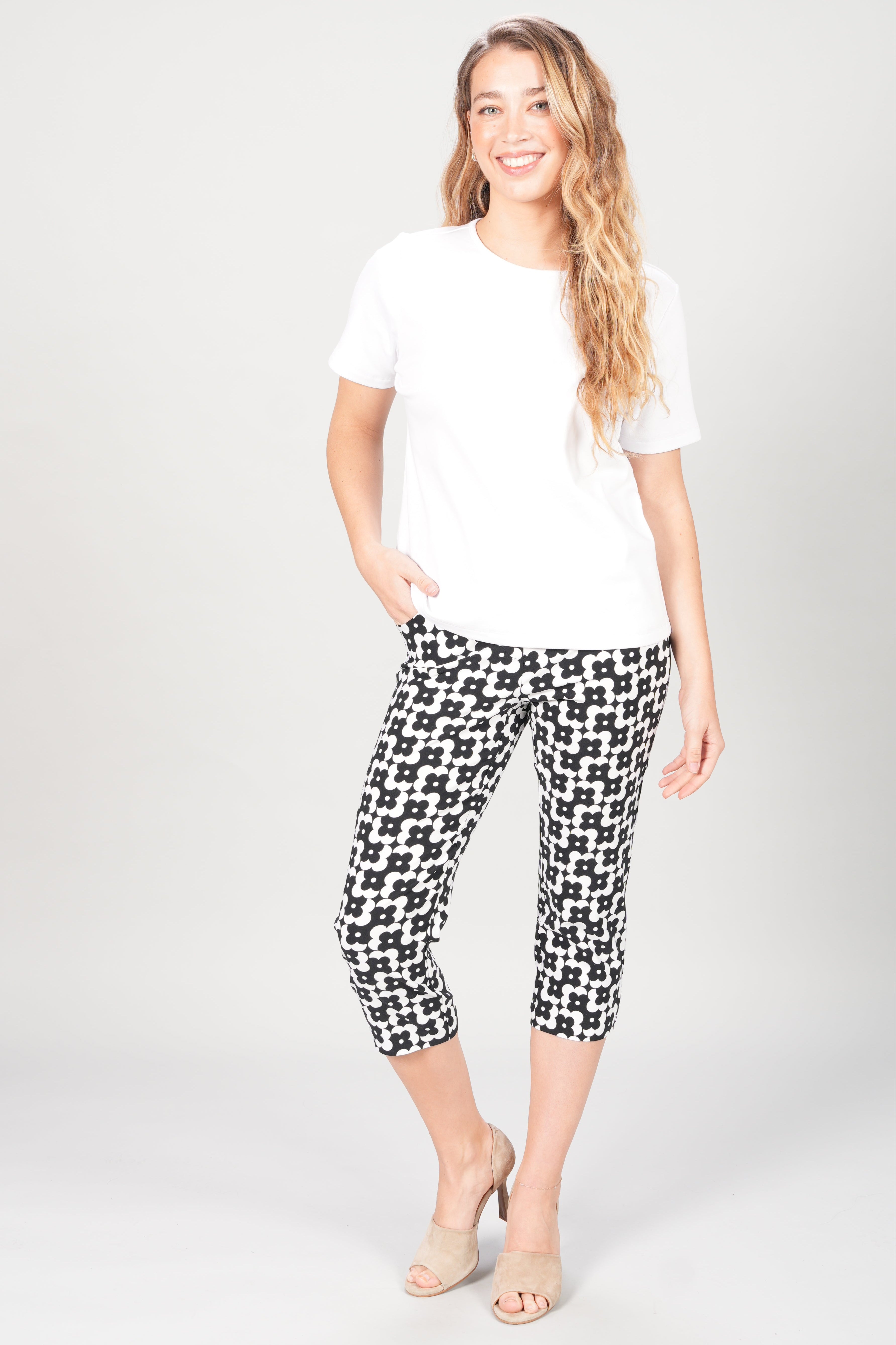 Vêtements femmes confortables, fabriqués localement au Québec. Boutique Marise, la destination québécoise pour toutes les occasions!