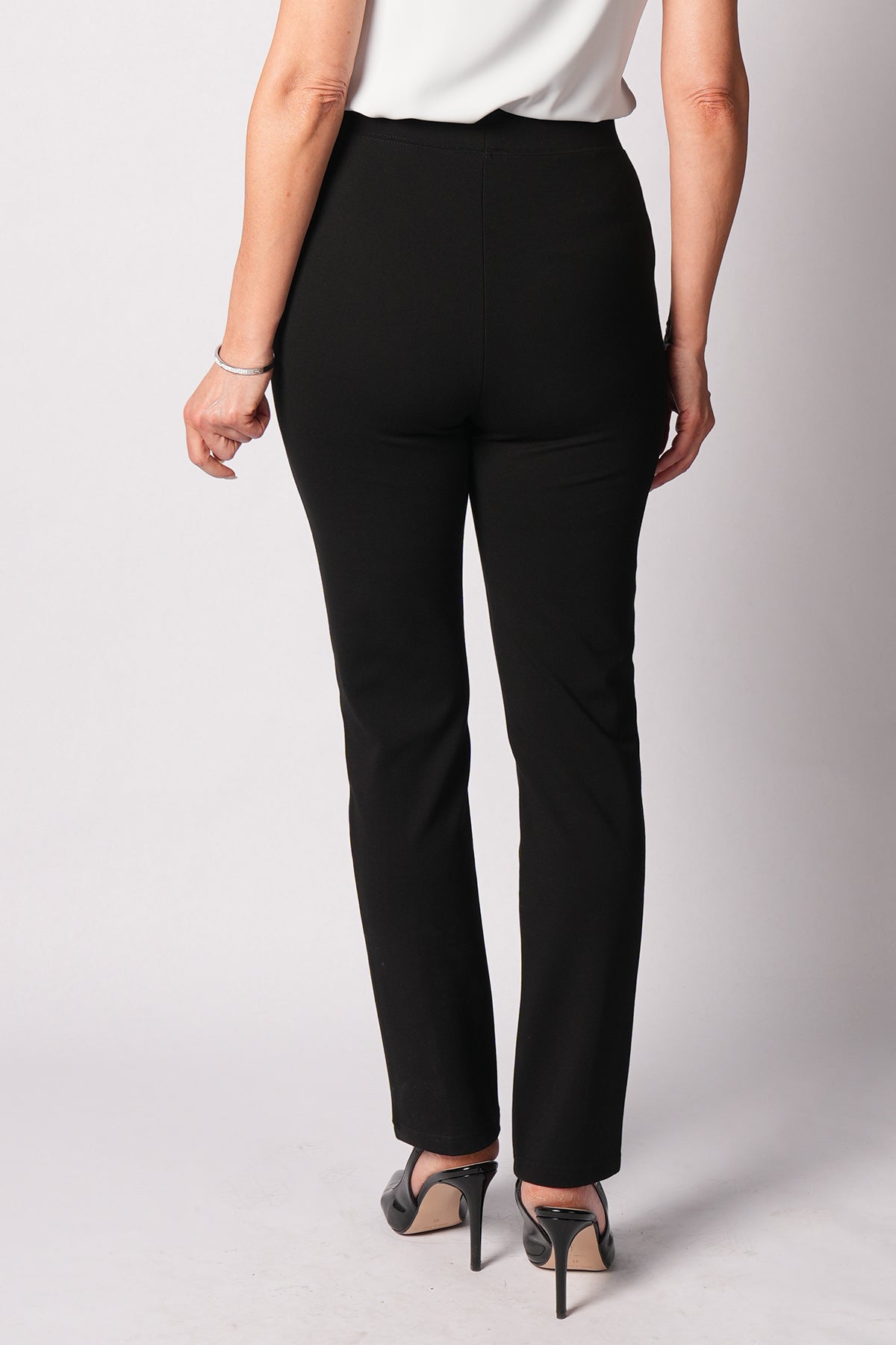 PANTALON PONTE AVEC FERMETURE ÉCLAIR SUR POCHE