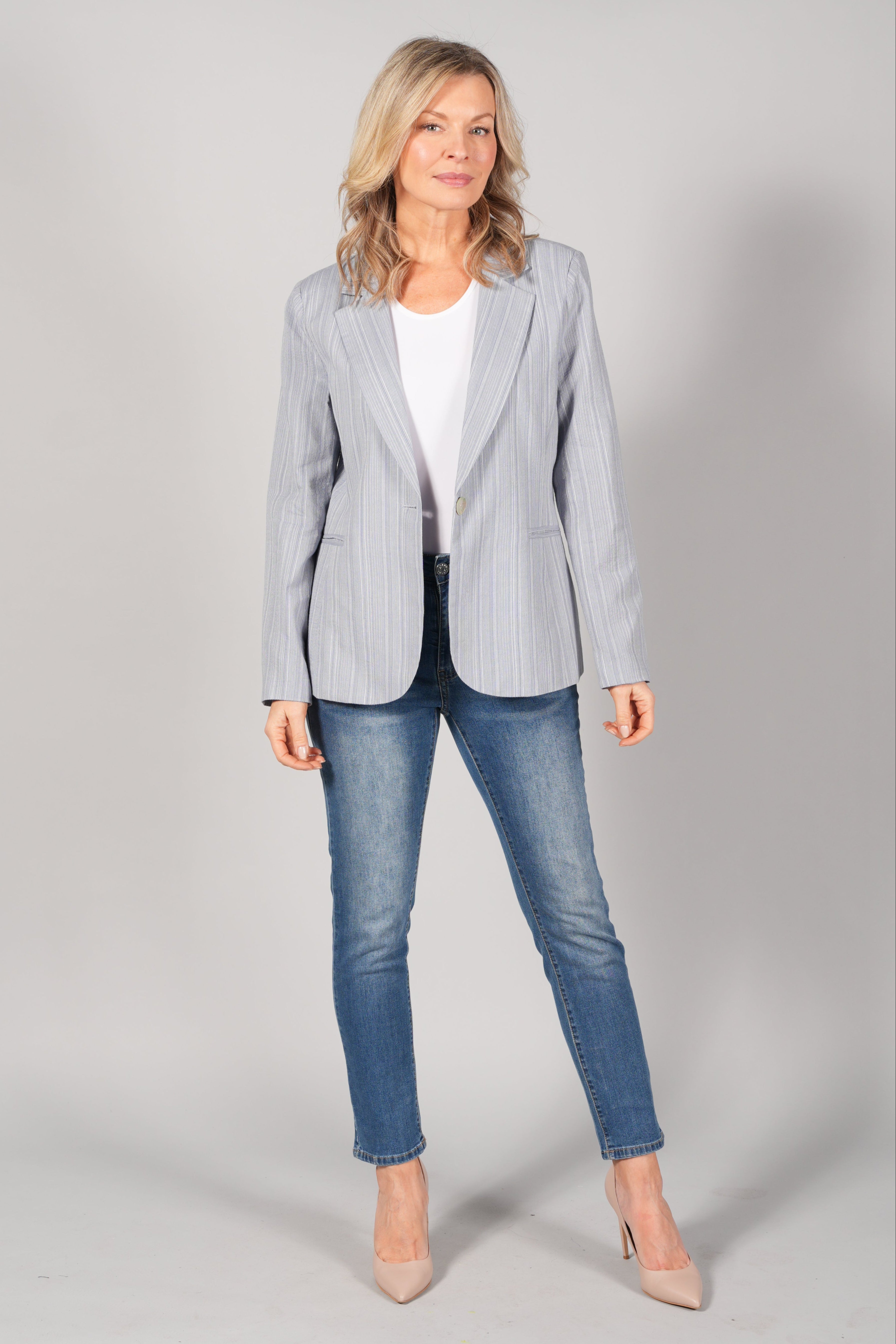 Vêtements femmes confortables, fabriqués localement au Québec. Boutique Marise, la destination québécoise pour toutes les occasions!