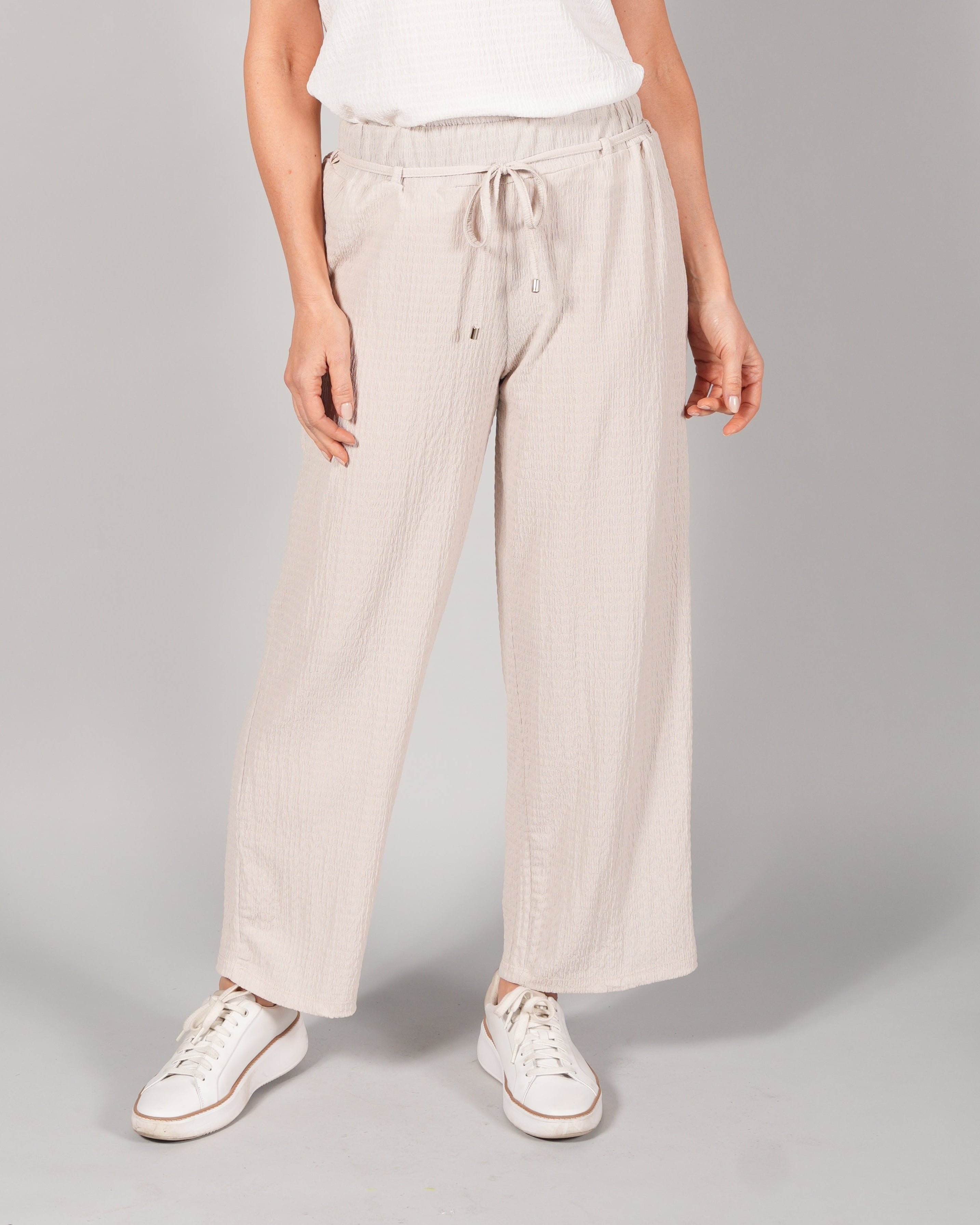 Vêtements femmes confortables, fabriqués localement au Québec. Boutique Marise, la destination québécoise pour toutes les occasions!