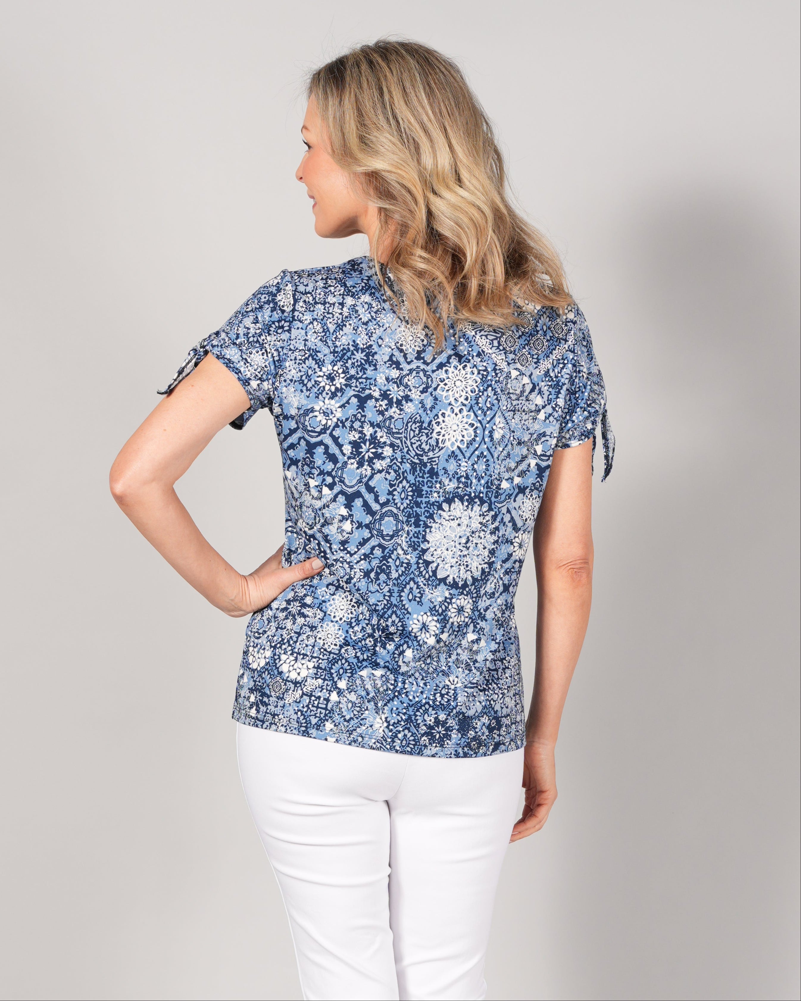 Vêtements femmes confortables, fabriqués localement au Québec. Boutique Marise, la destination québécoise pour toutes les occasions!