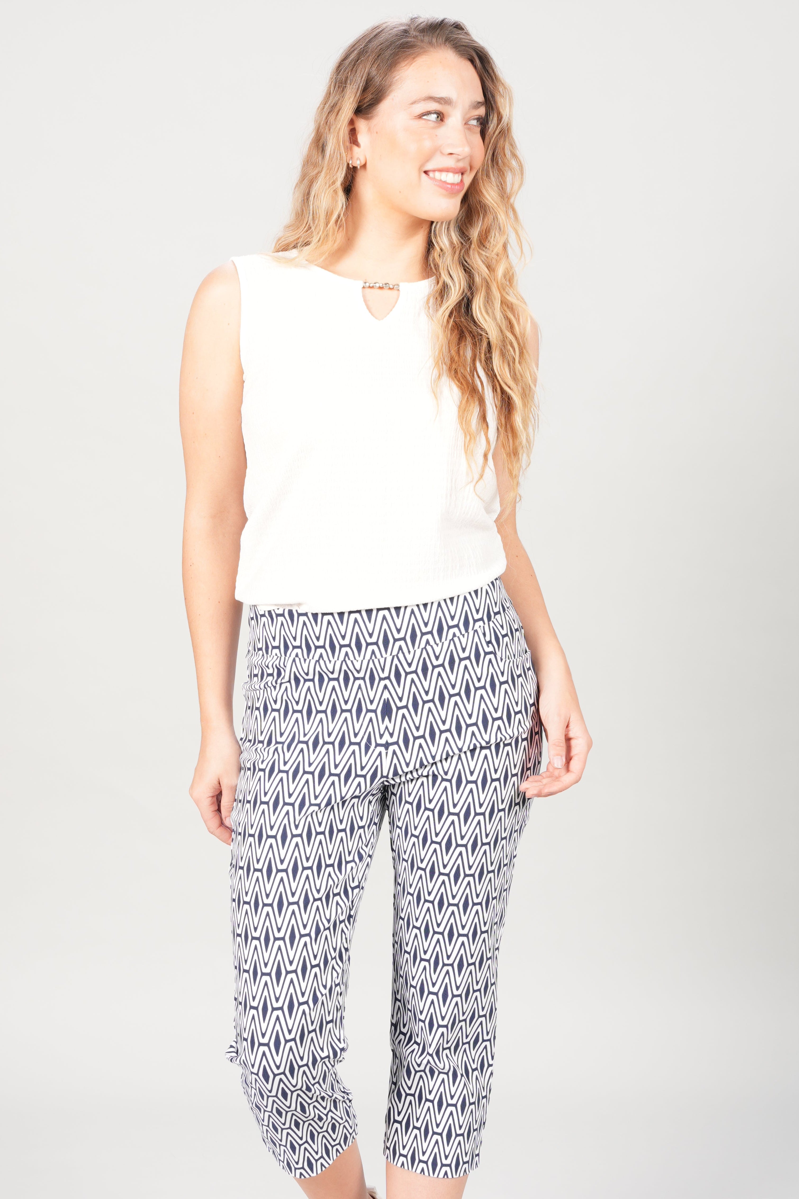 Vêtements femmes confortables, fabriqués localement au Québec. Boutique Marise, la destination québécoise pour toutes les occasions!