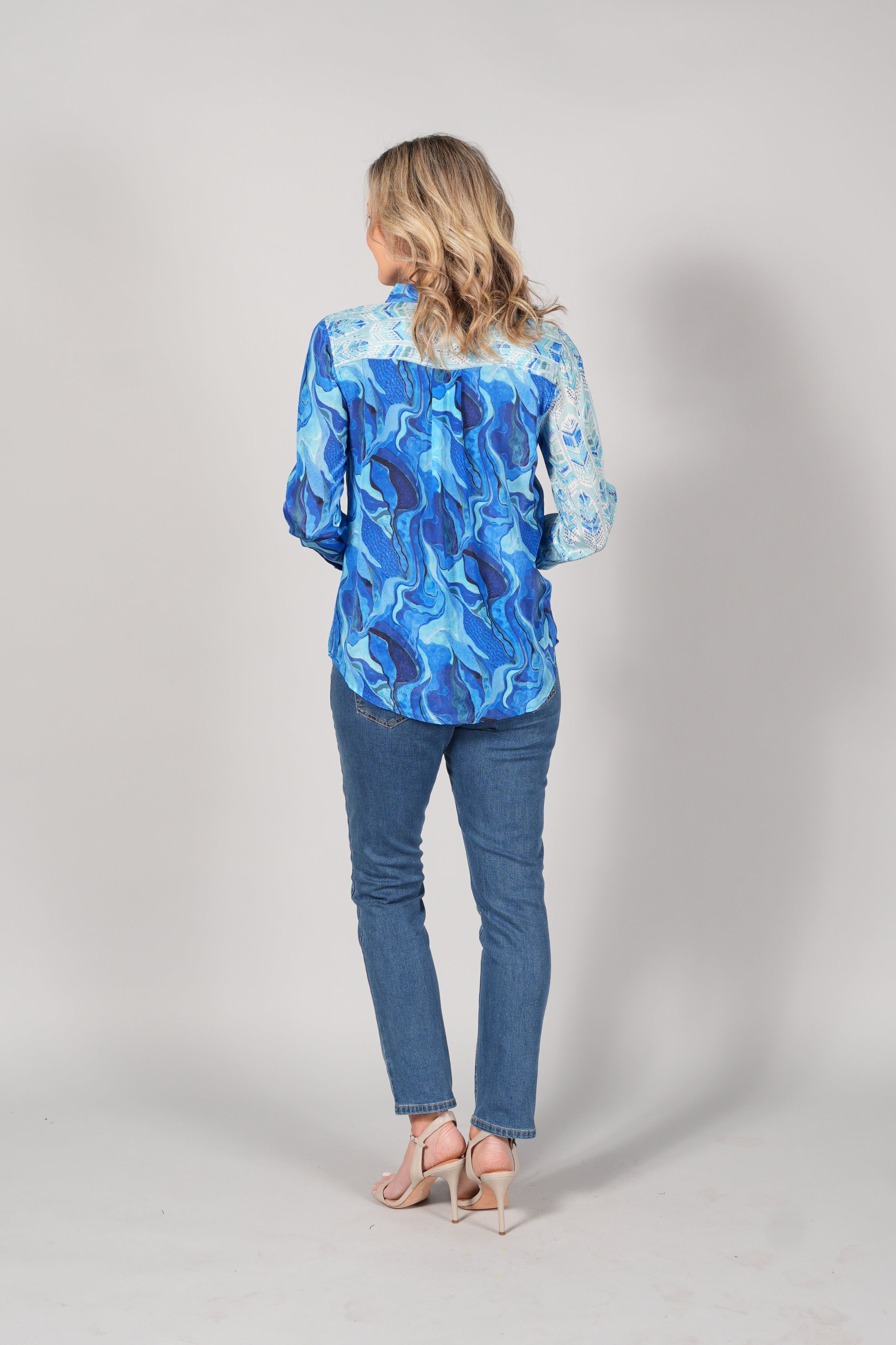 Vêtements femmes confortables, fabriqués localement au Québec. Boutique Marise, la destination québécoise pour toutes les occasions!