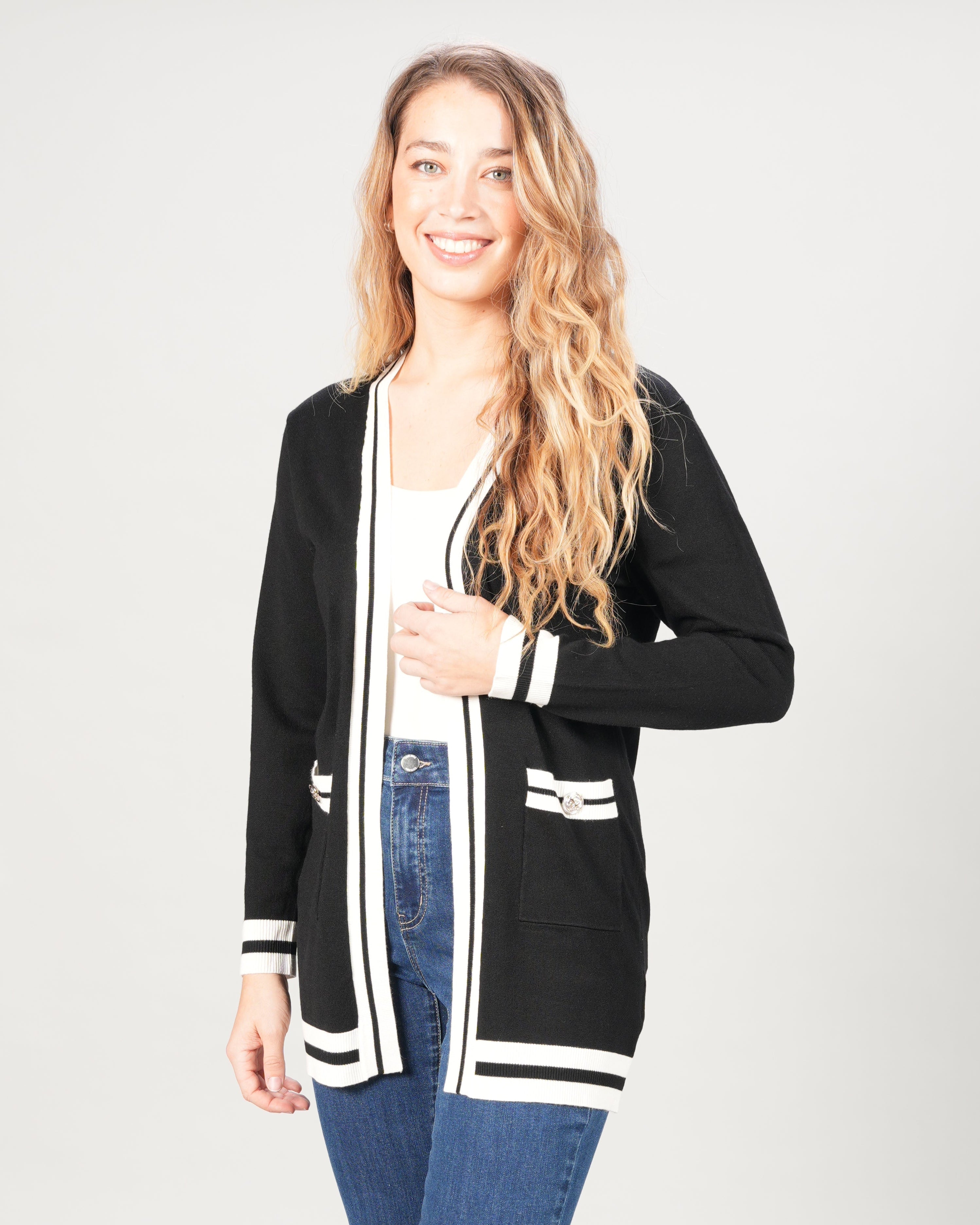 Vêtements femmes confortables, fabriqués localement au Québec. Boutique Marise, la destination québécoise pour toutes les occasions!