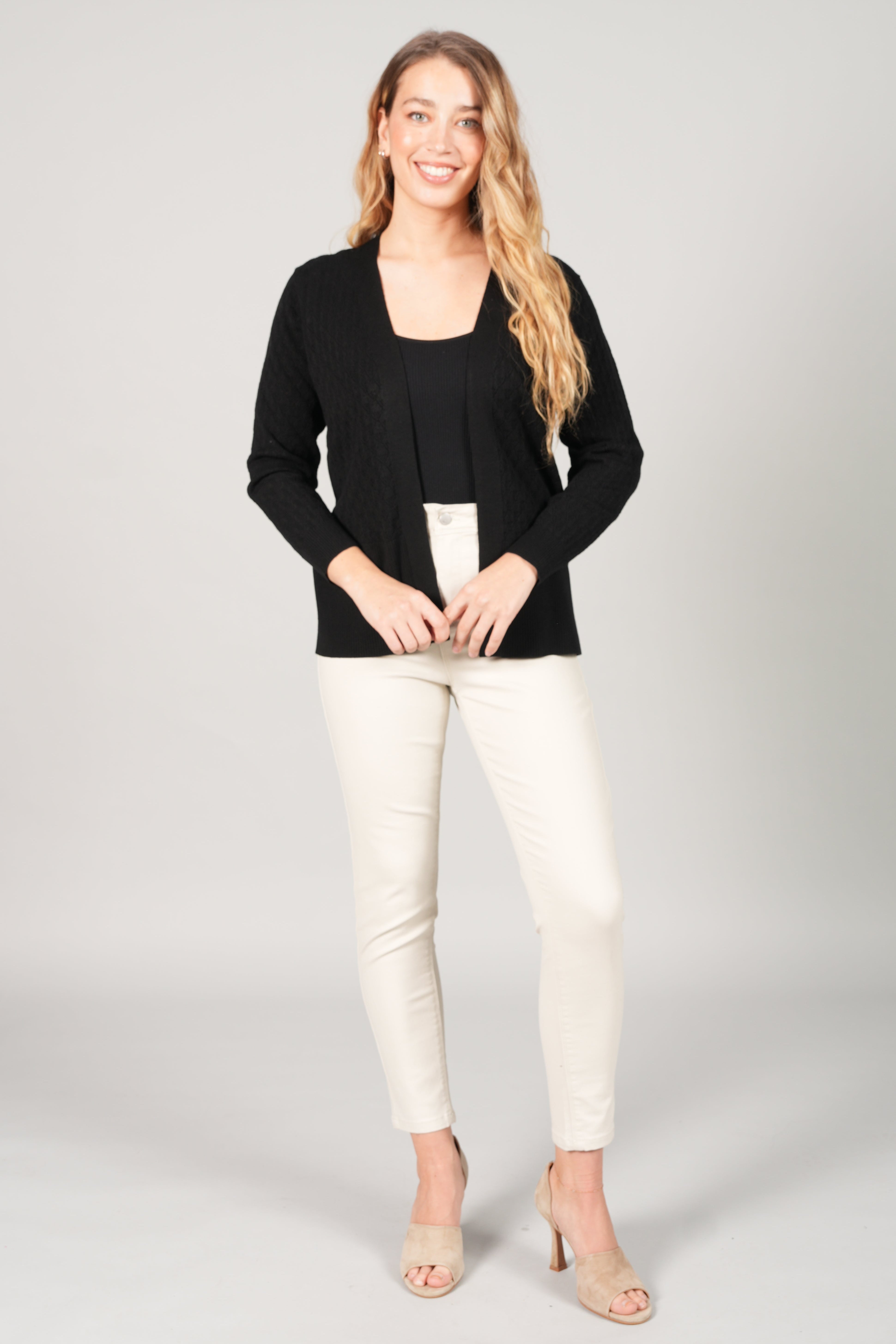 Vêtements femmes confortables, fabriqués localement au Québec. Boutique Marise, la destination québécoise pour toutes les occasions!