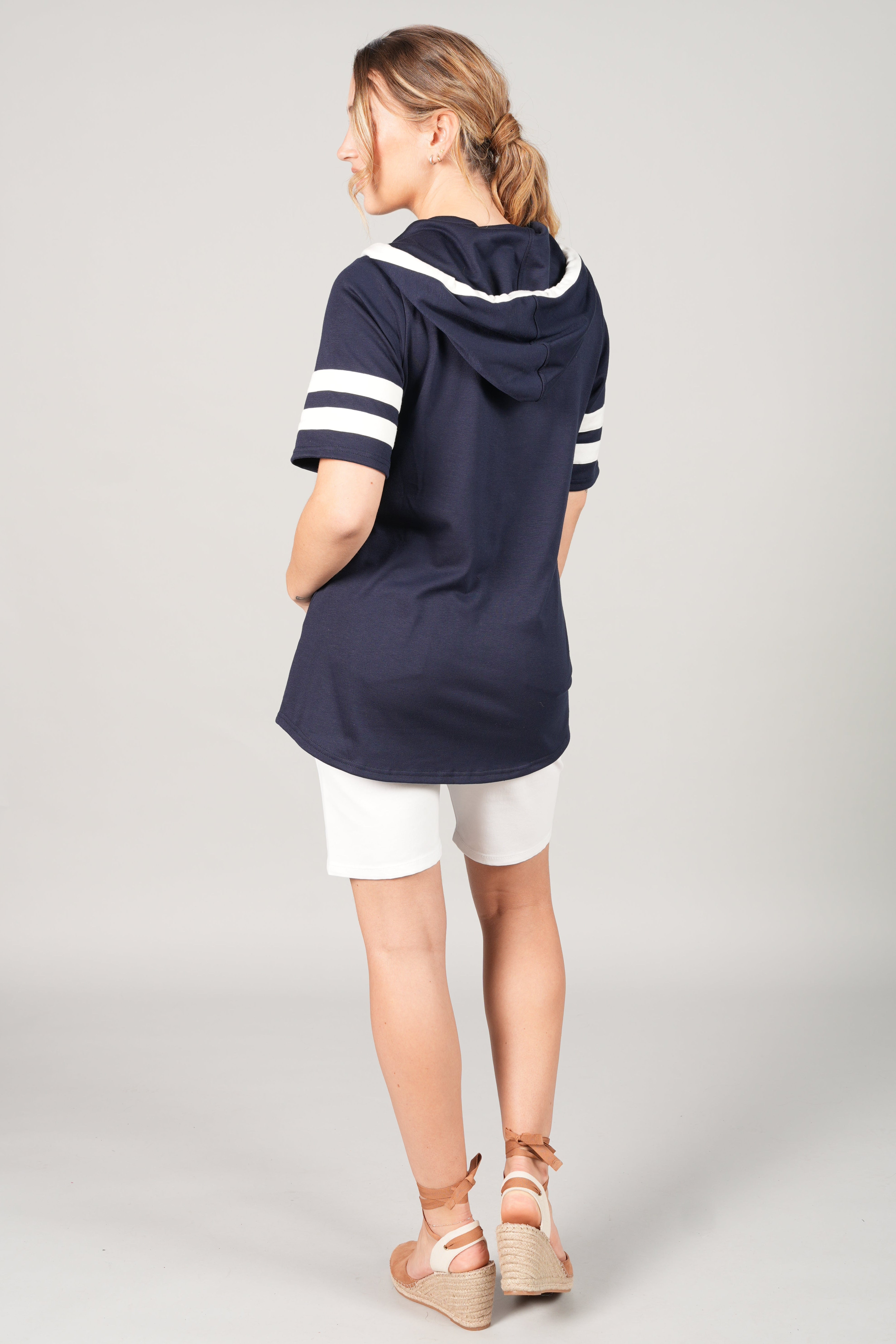 Vêtements femmes confortables, fabriqués localement au Québec. Boutique Marise, la destination québécoise pour toutes les occasions!
